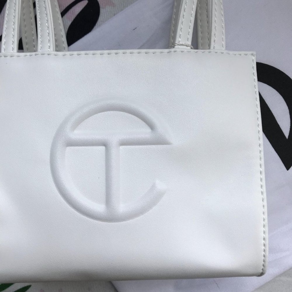 telfar white shopping handbag Small lipstick bag - Picture 3 of 10